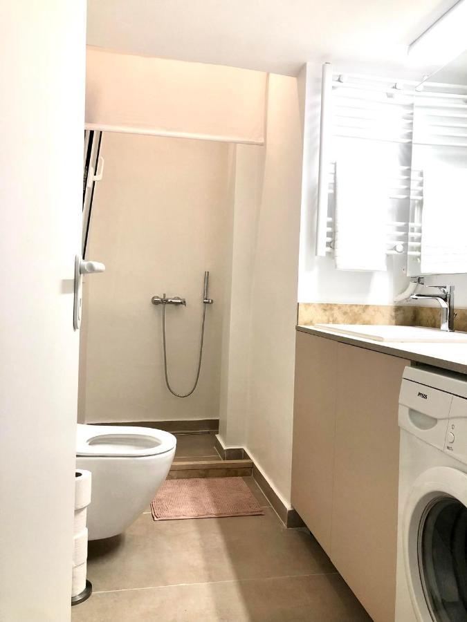 Bright Spacious Modern 3Rd Flr City Oasis-Sleeps 5 Lägenhet Aten Exteriör bild