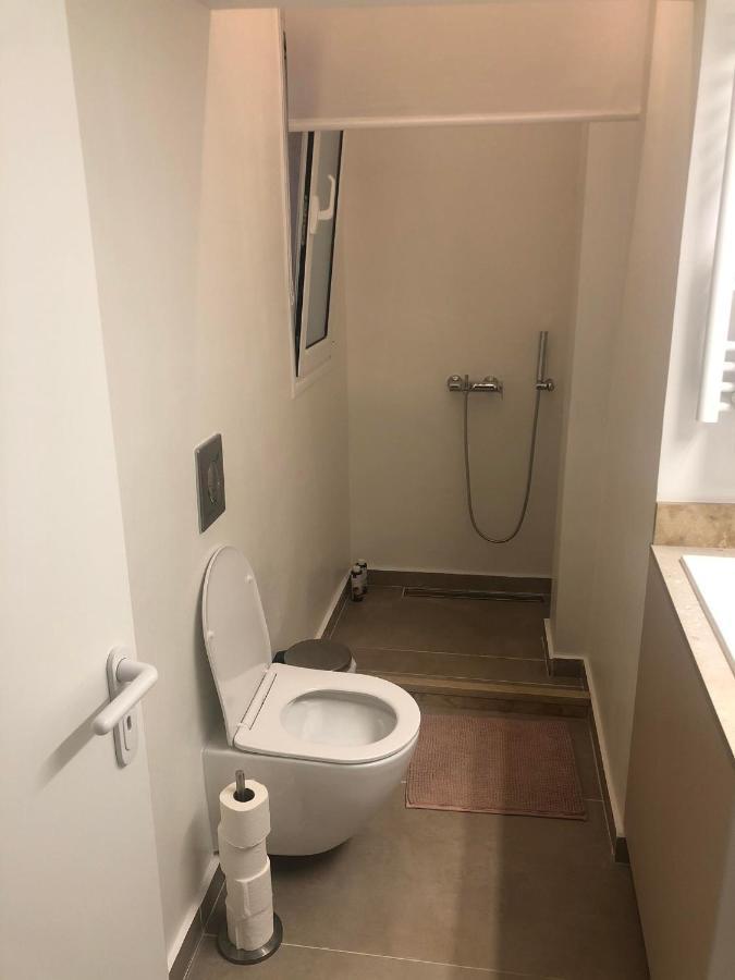 Bright Spacious Modern 3Rd Flr City Oasis-Sleeps 5 Lägenhet Aten Exteriör bild